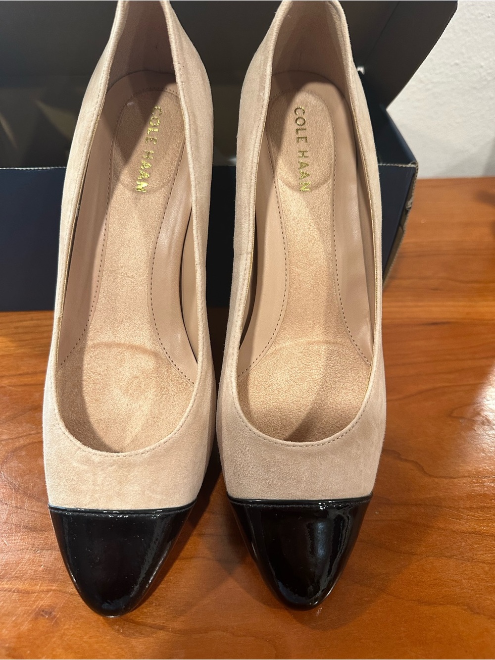 Cole Haan Two-Tone Beige Suede Pumps with Black Patent Toe - Picture 2 of 5